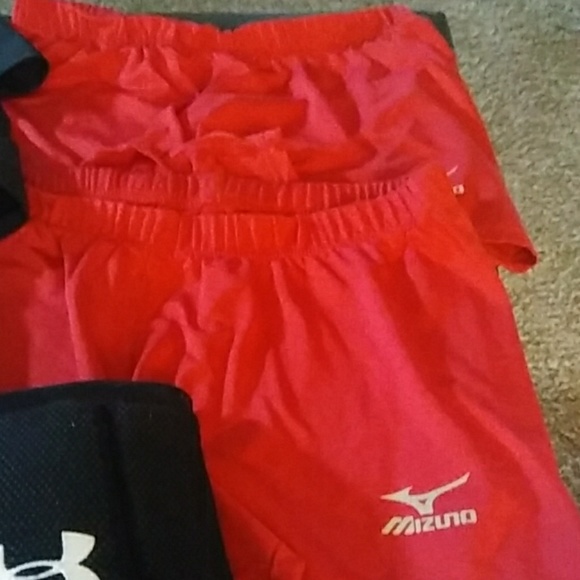 Huge Volleyball bundle spanxs and knee pads - Picture 2 of 5